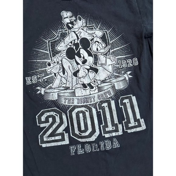 Disney Tee T-Shirt Men Large "The Disney Crew" 2011 Florida Graphic Mickey Goofy - Picture 2 of 5